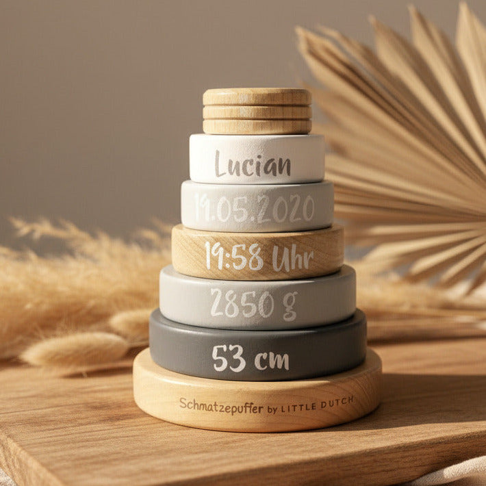 Personalisierter Holz-Stapelturm mit Name und Geburtsdaten